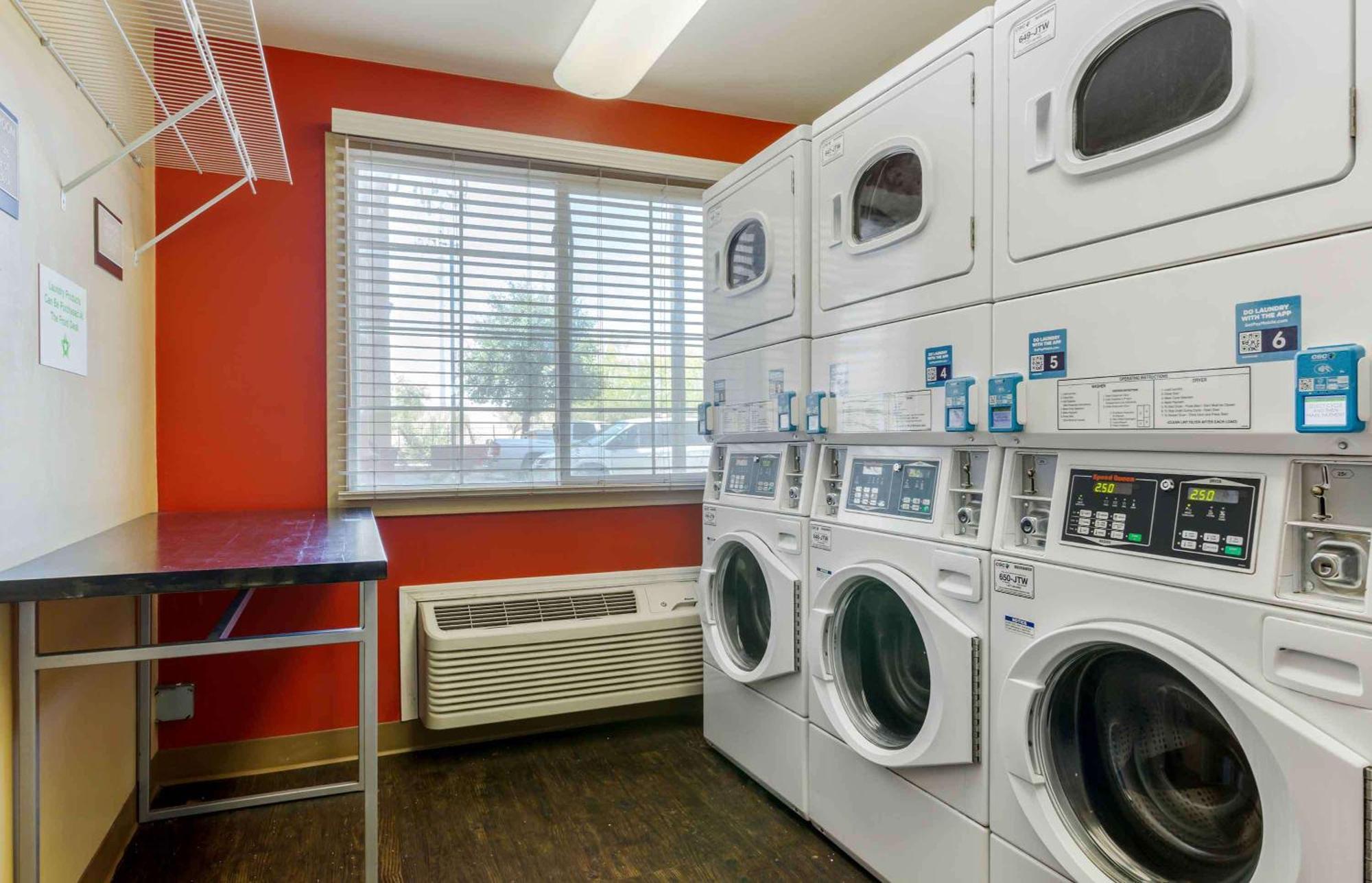 Extended Stay America Suites - Phoenix - Airport - Темпе Екстериор снимка