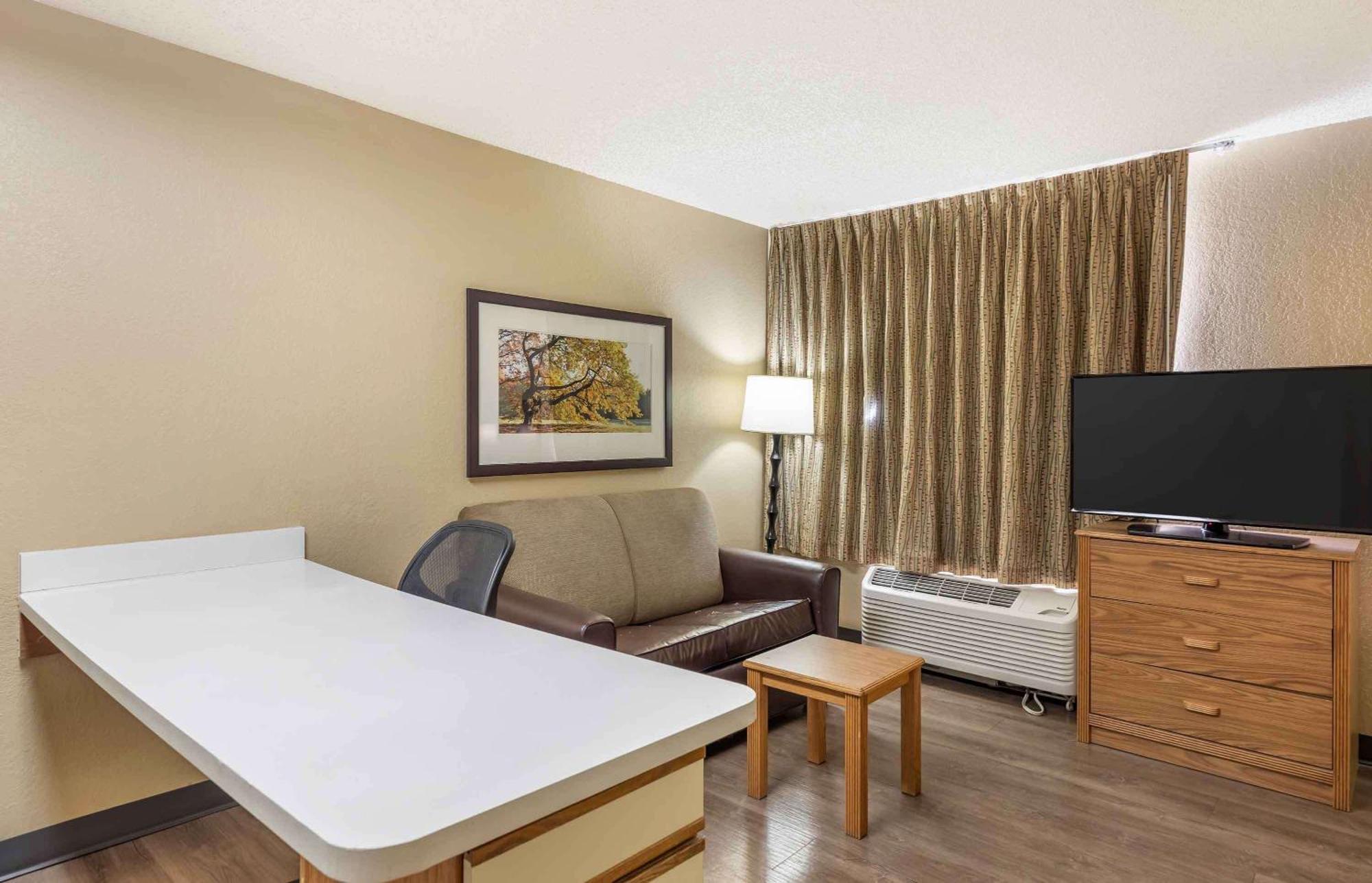 Extended Stay America Suites - Phoenix - Airport - Темпе Екстериор снимка