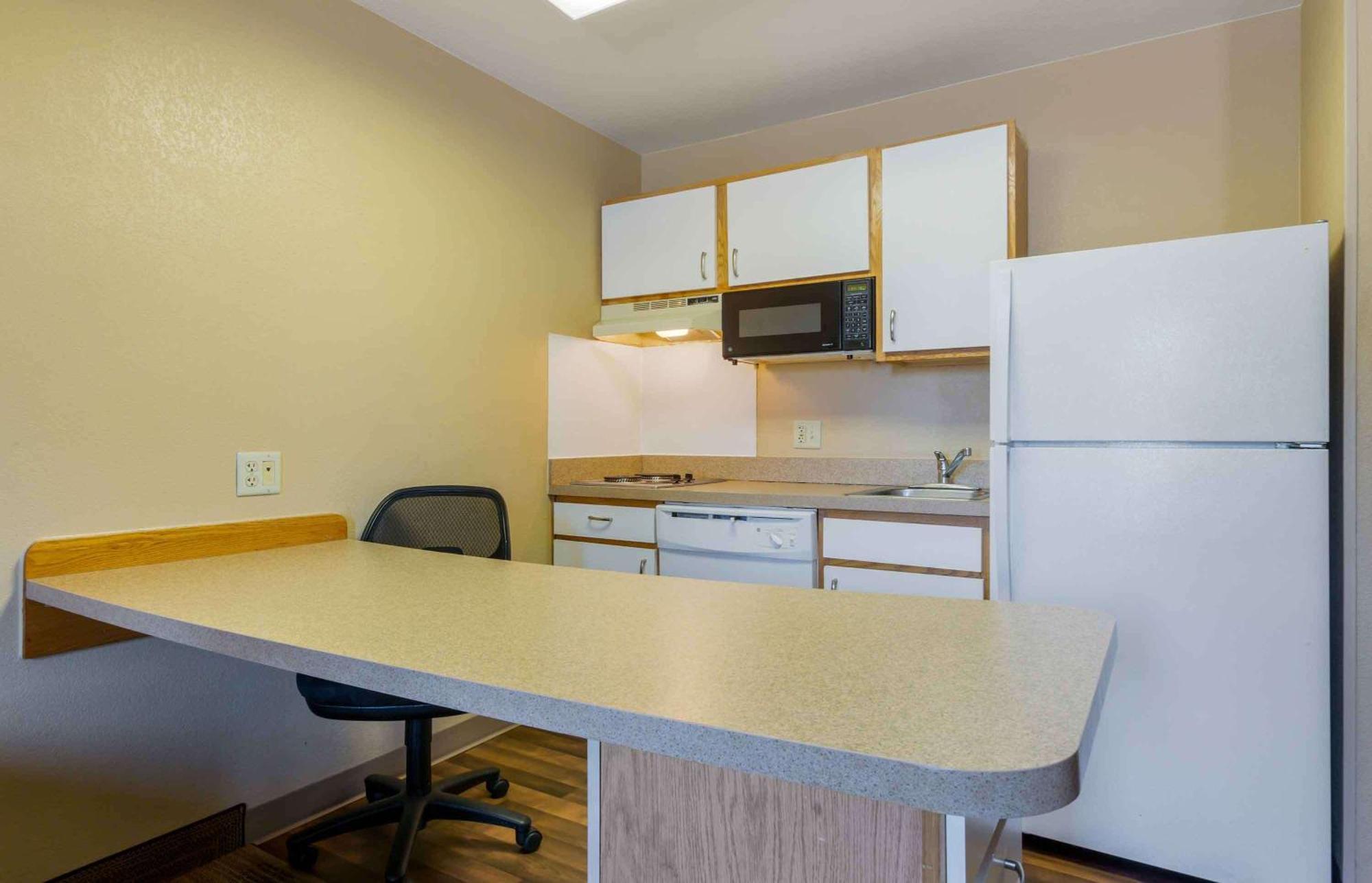 Extended Stay America Suites - Phoenix - Airport - Темпе Екстериор снимка